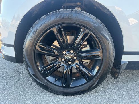 Used 2023 Land Rover Range Rover Velar R-Dynamic S image 15