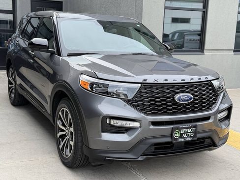 Used 2022 Ford Explorer ST AWD/4WD image 7
