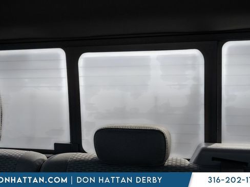 Used 2016 Ford F150 XLT w/ Equipment Group 302A Luxury image 22