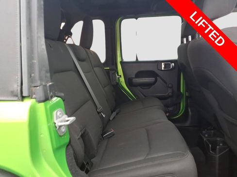 Used 2018 Jeep Wrangler Unlimited Sport image 13