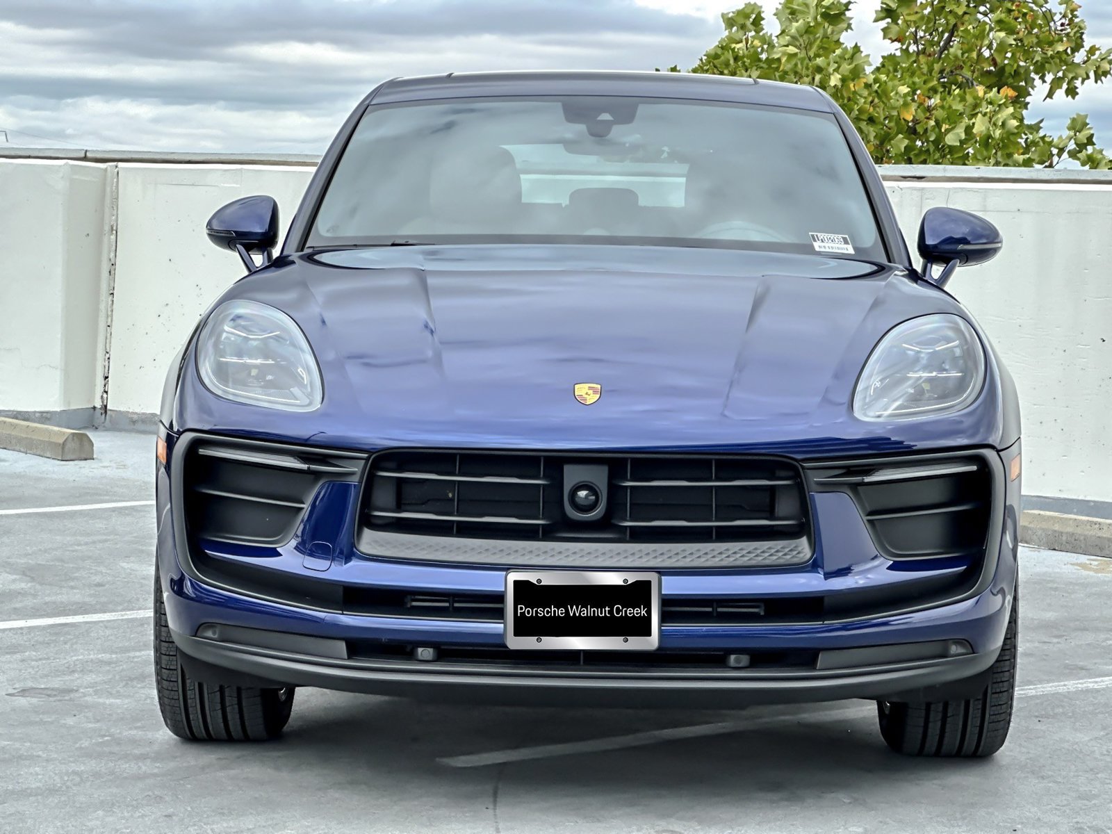 Certified 2026 Porsche Macan AWD/4WD image 10
