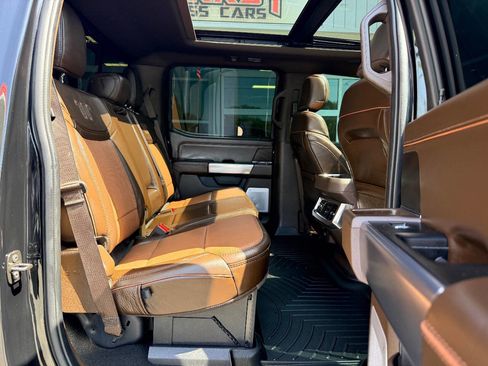 Used 2025 Ford F250 King Ranch w/ Chrome Package image 38