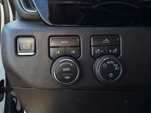 Used 2025 Chevrolet Silverado 1500 LT w/ Work Truck Package image 67