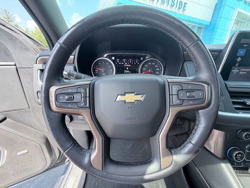 Used 2021 Chevrolet Suburban High Country AWD/4WD image 15
