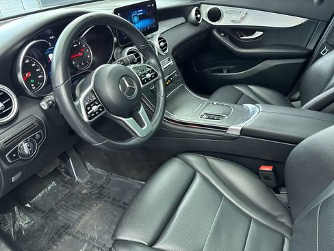 Used 2021 Mercedes-Benz GLC 300 image 9