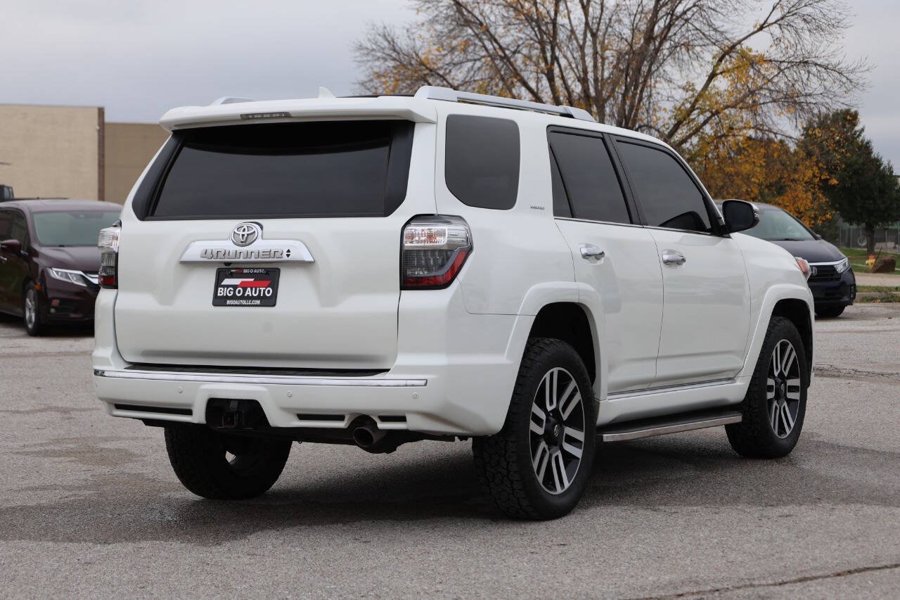 Used 2022 Toyota 4Runner Limited AWD/4WD image 9