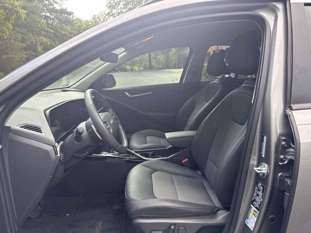 Used 2024 Kia Niro Wind FWD image 8