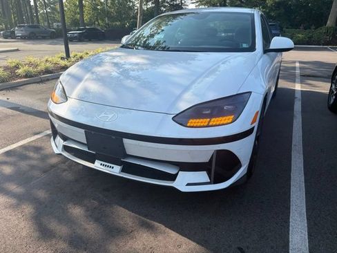 Used 2023 Hyundai Ioniq 6 SEL w/ Cargo Package RWD image 4