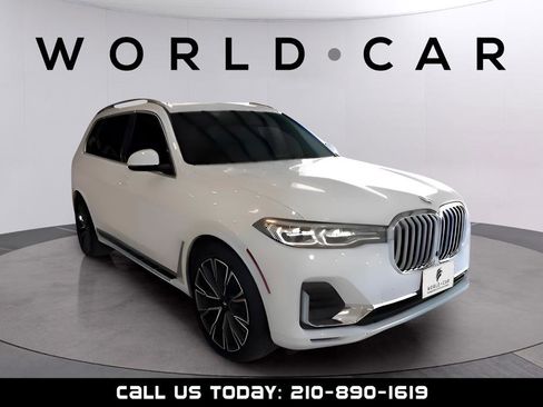 Used 2021 BMW X7 xDrive40i AWD/4WD image 1