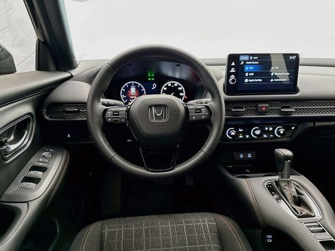 Certified 2026 Honda HR-V Sport image 21