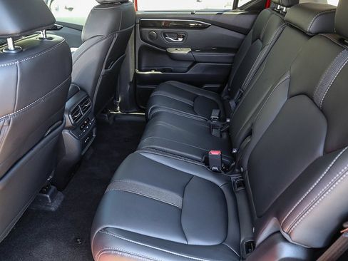Used 2025 Honda Pilot EX-L image 16