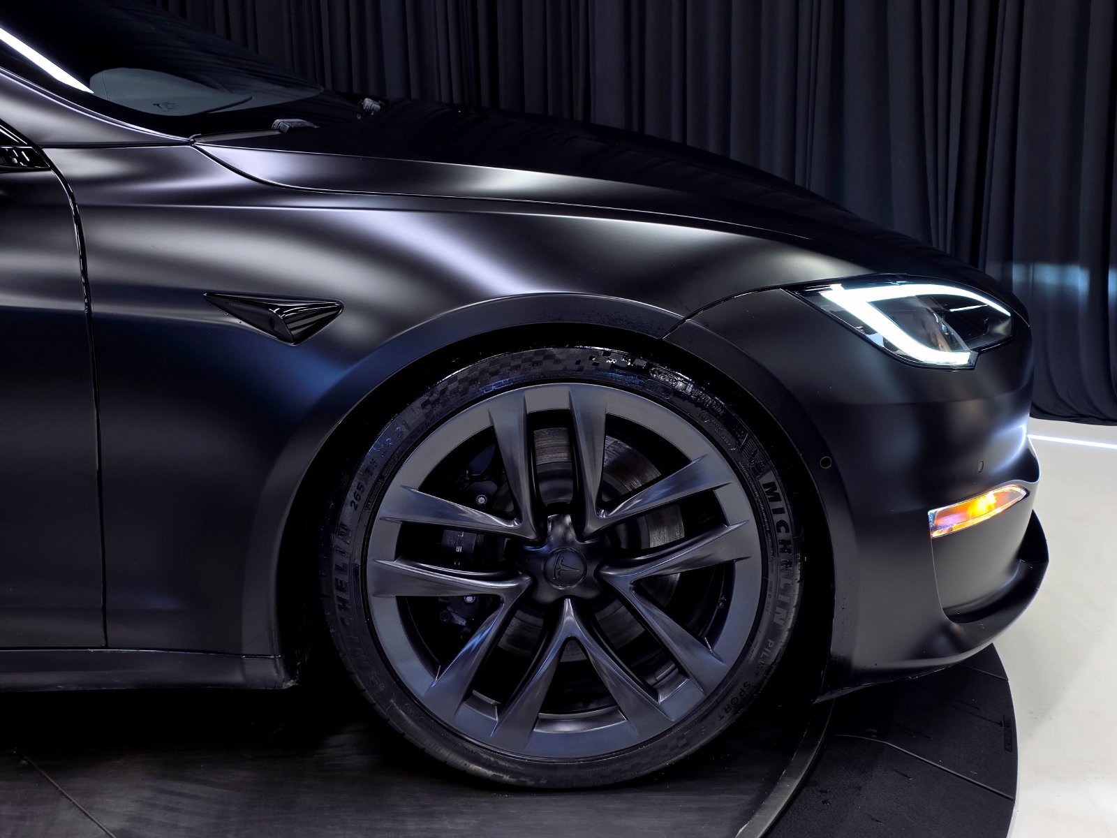 Used 2022 Tesla Model S Plaid AWD/4WD image 38
