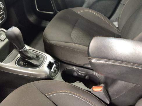 Used 2021 Jeep Compass Sport FWD image 26