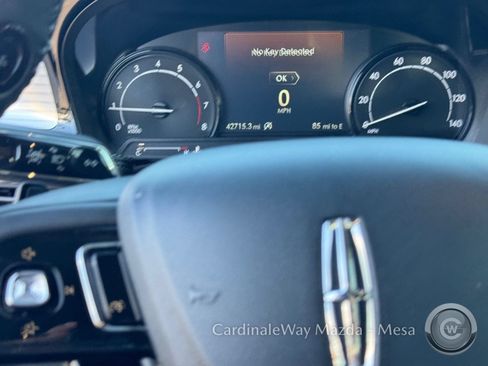 Used 2022 Lincoln Corsair AWD w/ Premium Package image 20