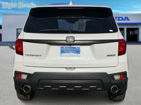 Used 2023 Honda Passport EX-L image 6