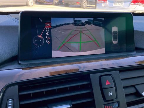 Used 2014 BMW 435i Convertible image 22