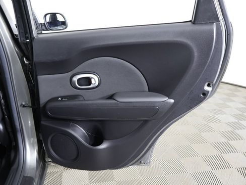 Used 2018 Kia Soul image 20