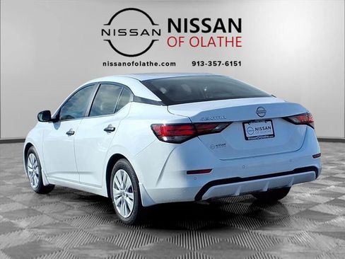 Used 2025 Nissan Sentra S image 3