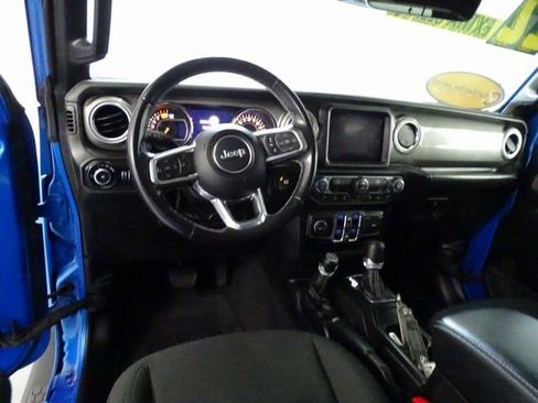 Certified 2022 Jeep Wrangler Unlimited Sahara w/ Safety Group image 4