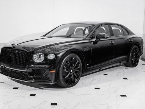 Certified 2022 Bentley Flying Spur V8 image 9
