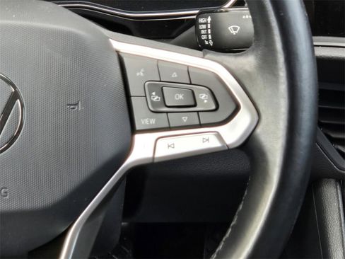 Used 2022 Volkswagen Jetta SE image 15