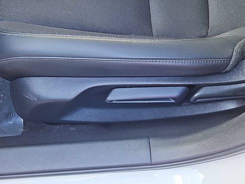 Used 2024 Honda Civic Sport image 17