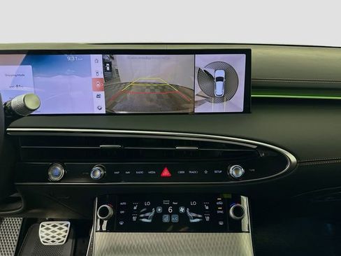 New 2026 Genesis GV70 2.5T Sport Prestige AWD/4WD image 13