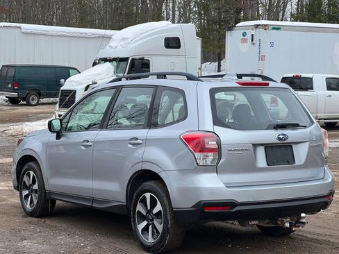 Used 2018 Subaru Forester 2.5i w/ Alloy Wheel Package image 4