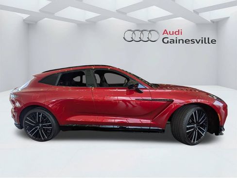 Used 2024 Aston Martin DBX 707 AWD/4WD image 2