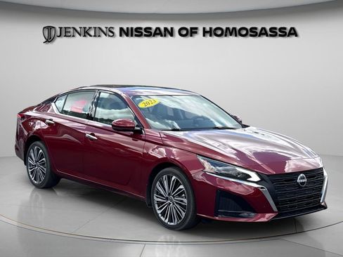 Certified 2023 Nissan Altima 2.5 SL AWD/4WD image 1