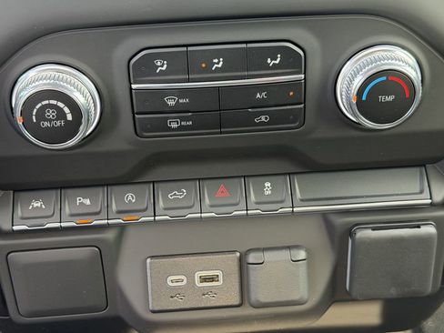 New 2025 GMC Sierra 1500 Pro w/ Pro Value Package AWD/4WD image 19