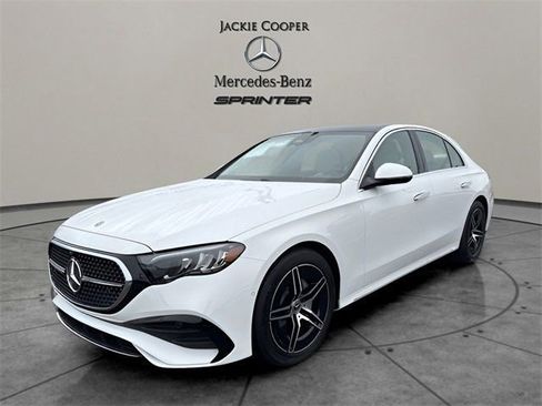New 2025 Mercedes-Benz E 350 4MATIC Sedan image 1