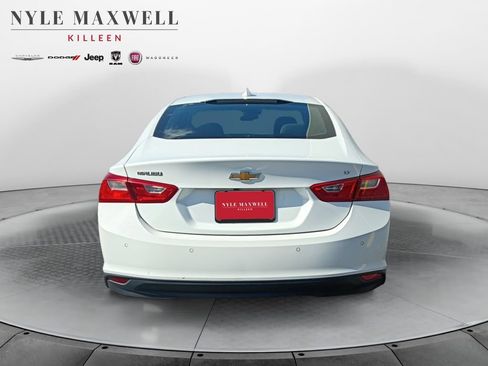 Used 2024 Chevrolet Malibu LT FWD image 15