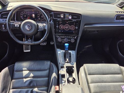 Used 2018 Volkswagen Golf R DCC & Navigation 4Motion image 11