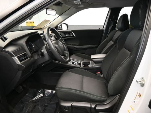 Used 2022 Mitsubishi Outlander ES image 11