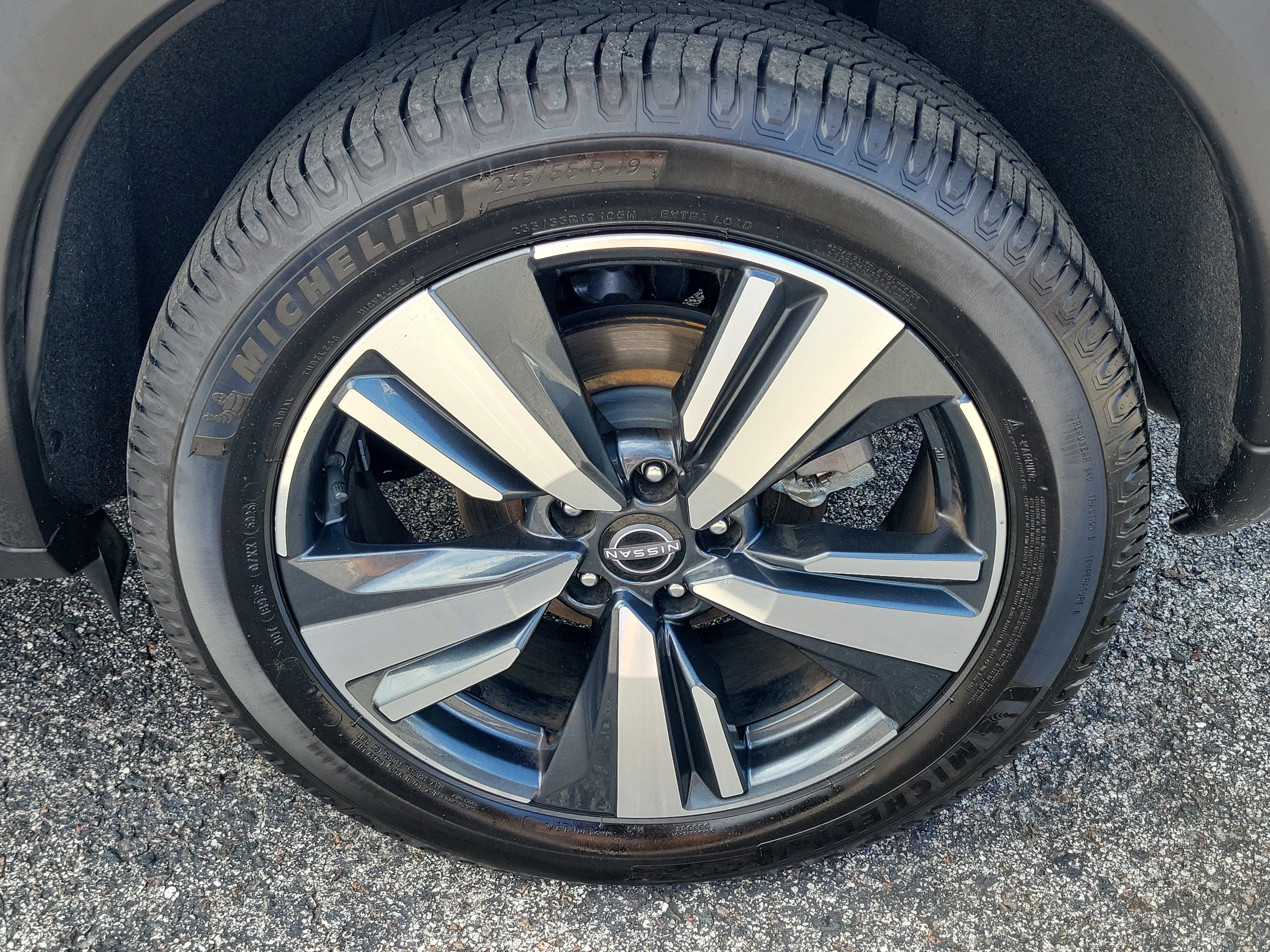 Certified 2023 Nissan Rogue Platinum w/ Platinum Premium Package AWD/4WD image 10