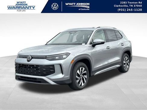 New 2026 Volkswagen Tiguan S FWD image 1