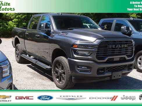 Used 2025 RAM 2500 Big Horn AWD/4WD image 1