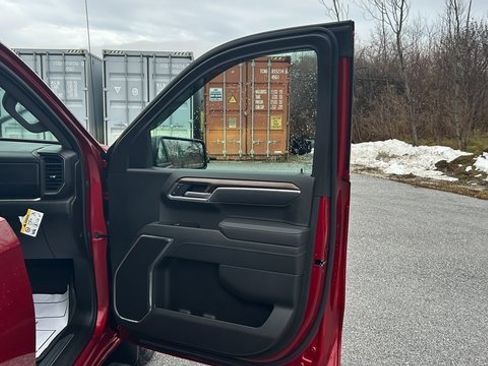 Certified 2025 Chevrolet Silverado 1500 RST image 38