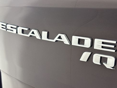 Used 2026 Cadillac Escalade IQ Sport 2 AWD/4WD image 11