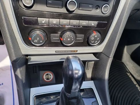 Used 2013 Volkswagen Passat 2.5 SE FWD image 19