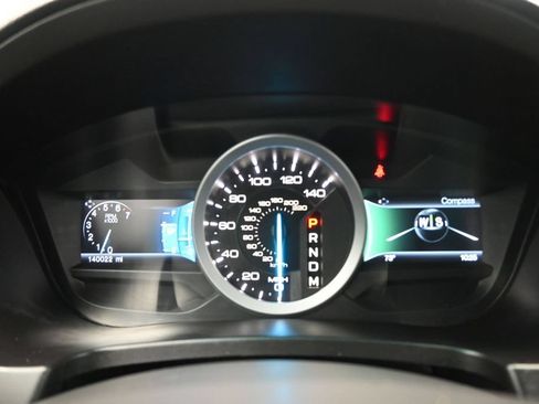 Used 2014 Ford Explorer XLT w/ Equipment Group 202A AWD/4WD image 15