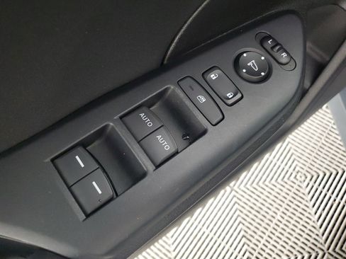 Used 2019 Honda Civic EX image 29
