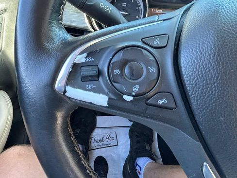 Used 2017 Buick Envision Essence AWD/4WD image 18