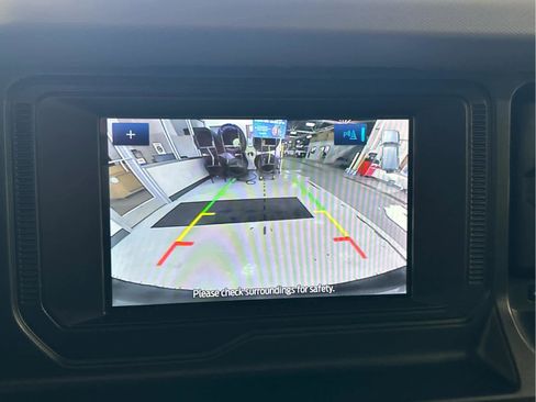 Used 2022 Ford Bronco Big Bend w/ Sasquatch Package image 26