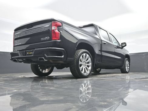 Used 2020 Chevrolet Silverado 1500 High Country w/ Technology Package AWD/4WD image 39