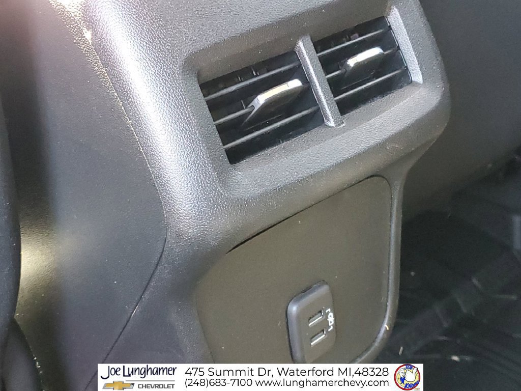 Used 2020 Chevrolet Equinox LT w/ Driver Convenience Package FWD image 21