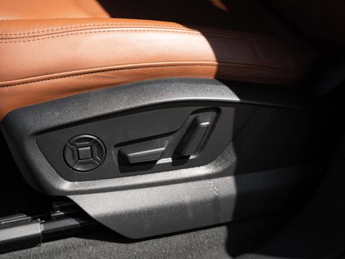 Certified 2023 Audi Q8 Prestige w/ Prestige Package AWD/4WD image 23