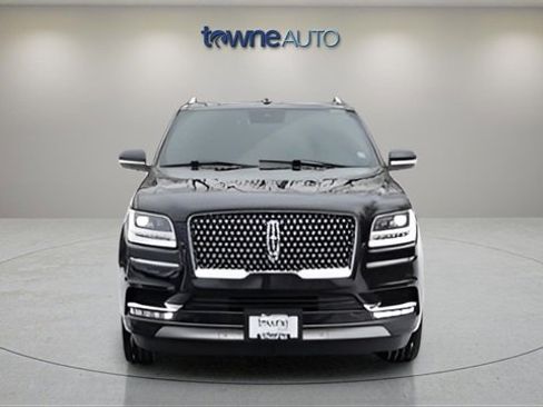 Used 2021 Lincoln Navigator Reserve image 8