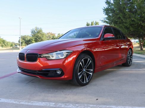 Used 2018 BMW 330i Sedan RWD image 3